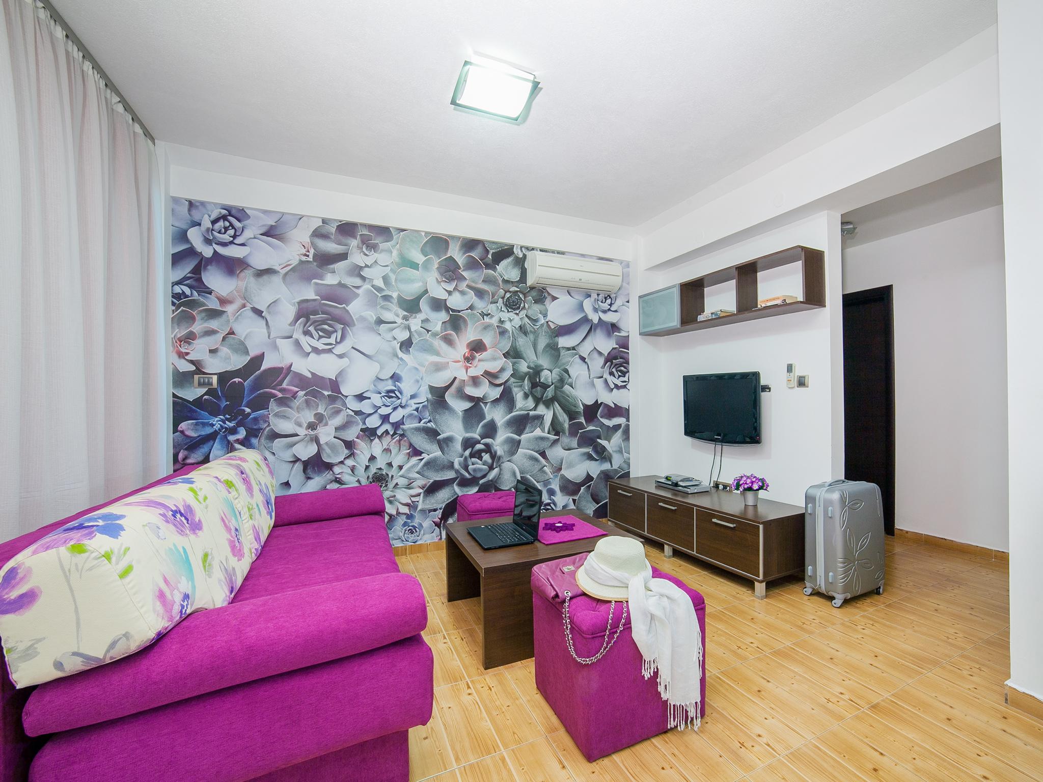 Raymond Apartments Пржно Екстер'єр фото